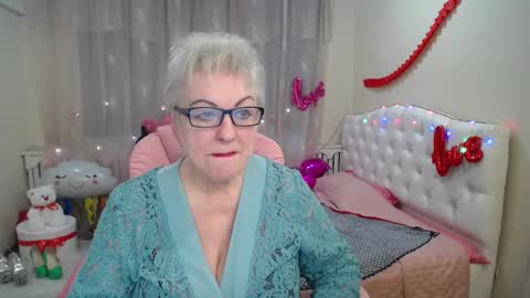 kaylesmoll online show from 03-12-25, 05:02