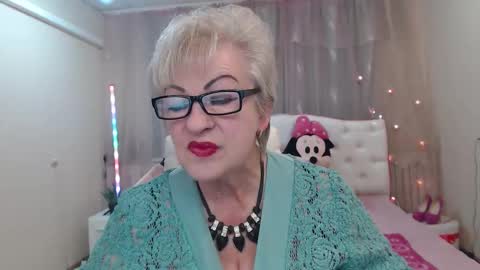 kaylesmoll online show from 09-13-25, 06:40