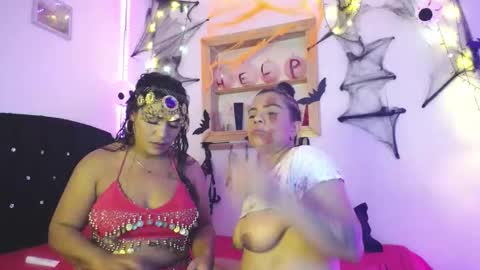 kaylie and dakota  online show from 11-01-25, 12:34