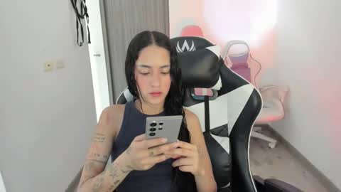 kaylie online show from 12-17-25, 06:25