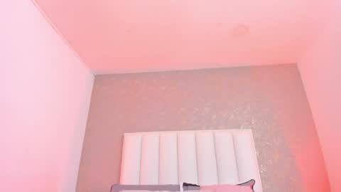 Snapshot of kayliebrooks chatting on 04-19-26, 06:10 kayliebrooks online show from 04-19-26, 06:10