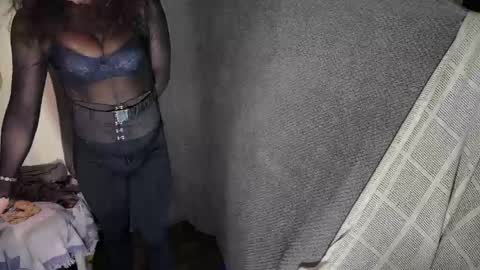 katie online show from 05-10-26, 04:12
