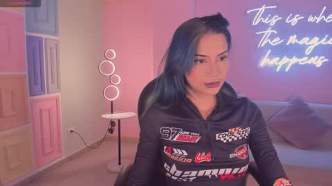 Kay online show from 01-18-26, 03:32