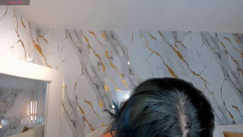 Kay online show from 02-12-26, 03:45