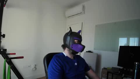 Neon online show from 05-12-26, 05:54