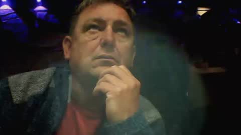 kazor3001 online show from 04-26-26, 12:14