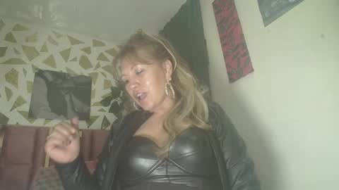 Snapshot of kazsandrah chatting on 09-21-25, 04:47 KAZSANDRAH online show from 09-21-25, 04:47