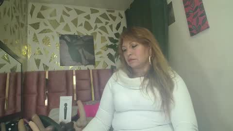 Snapshot of kazsandrah chatting on 09-28-25, 04:40 KAZSANDRAH online show from 09-28-25, 04:40