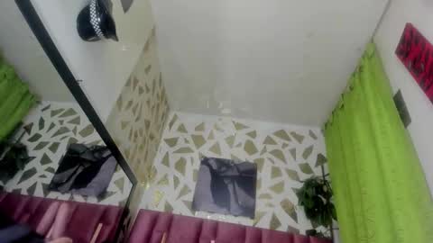 Snapshot of kazsandrah chatting on 11-09-25, 02:21 KAZSANDRAH online show from 11-09-25, 02:21