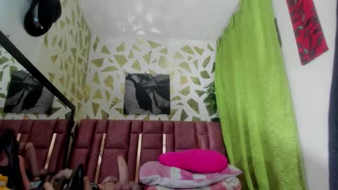 Snapshot of kazsandrah chatting on 11-24-25, 01:38 KAZSANDRAH online show from 11-24-25, 01:38