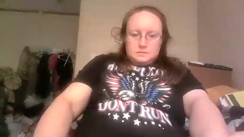 kcandler27 online show from 11-06-25, 08:43