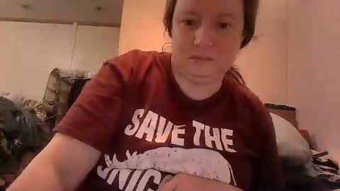 kcandler27 online show from 11-18-25, 08:08