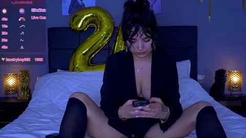 I m Cassie  and would be my pleasure to have you in my room  online show from 09-12-25, 05:57