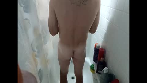 Snapshot of kcbro24 chatting on 10-20-25, 01:44 kcbro24 online show from 10-20-25, 01:44