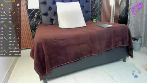 Keane online show from 11-15-25, 01:07