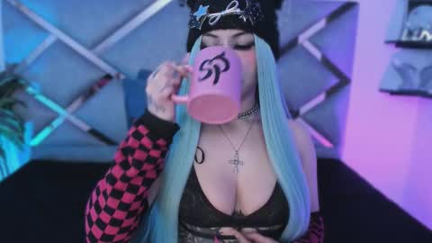 Keidy Monday to Saturday from 200 pm to 810pm  UTC-5 Colombia Time online show from 12-13-25, 07:53