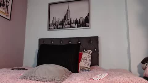    online show from 03-08-26, 03:54