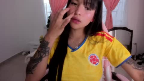 Snapshot of keilaa_ chatting on 06-17-26, 08:43 Daniela online show from 06-17-26, 08:43