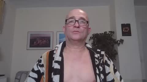 keilie1 online show from 01-02-25, 08:24