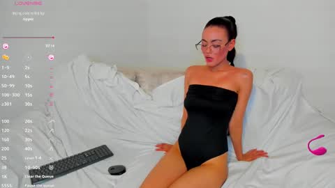 Keily brox online show from 03-07-25, 11:49