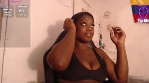Snapshot of keilysofia chatting on 04-21-26, 01:29 Keili online show from 04-21-26, 01:29