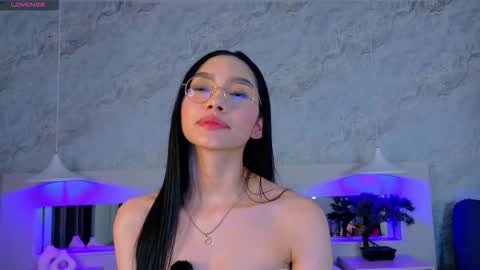 Keira Corleone online show from 11-14-25, 04:33