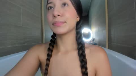 keiry_gonzalez23_aws online show from 10-08-25, 01:14