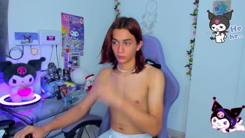 Snapshot of keita_moon chatting on 01-15-25, 03:11 Keita moon online show from 01-15-25, 03:11