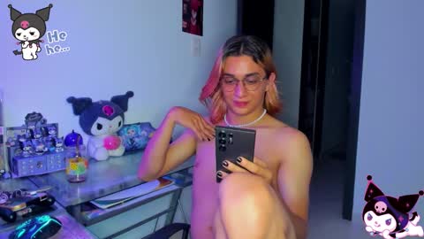 Snapshot of keita_moon chatting on 09-18-25, 01:40 Keita moon online show from 09-18-25, 01:40