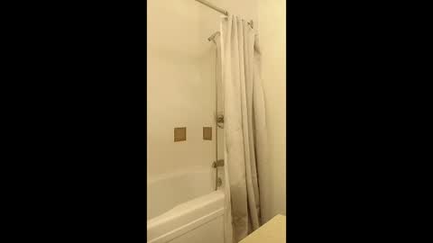 clyde online show from 04-13-26, 03:56