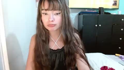 Snapshot of keity_russo03 chatting on 05-08-26, 08:36 annie rosse16 online show from 05-08-26, 08:36