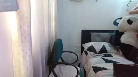 Snapshot of keity_russo03 chatting on 06-30-26, 08:32 annie rosse16 online show from 06-30-26, 08:32