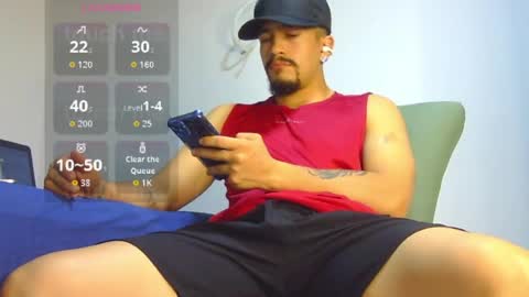Snapshot of keivid_2303 chatting on 07-06-26, 05:48 david online show from 07-06-26, 05:48