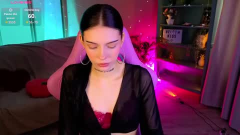 Snapshot of kelly__bunny chatting on 07-02-26, 01:06 Kelly online show from 07-02-26, 01:06