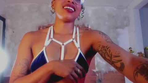 kelly__thomson online show from 01-02-25, 10:01