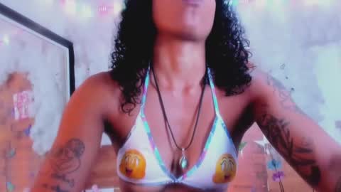 kelly__thomson online show from 02-13-25, 09:17