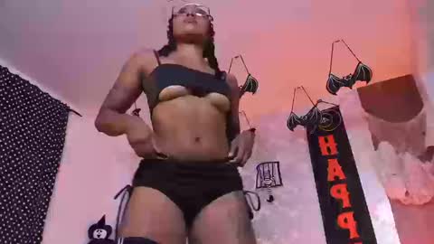 kelly__thomson online show from 10-09-25, 10:52