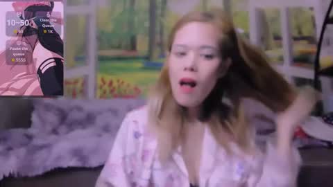 Snapshot of kelly_baby2005 chatting on 01-07-26, 02:58 Kelly online show from 01-07-26, 02:58