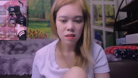 Snapshot of kelly_baby2005 chatting on 01-14-26, 03:01 Kelly online show from 01-14-26, 03:01