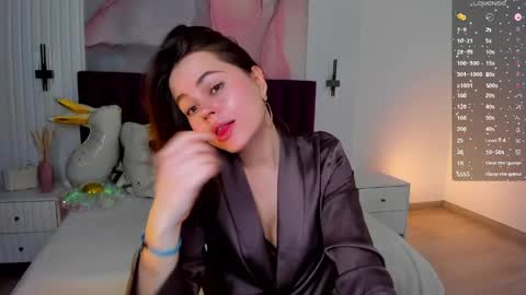 Kelly online show from 04-09-26, 01:49