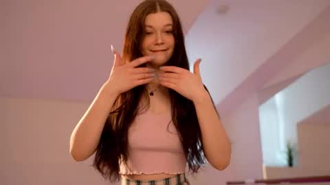  KELLY  online show from 02-25-25, 10:37