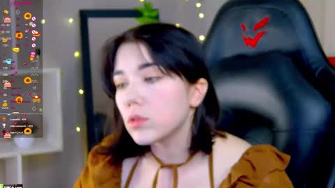 Kelly online show from 12-04-25, 10:02