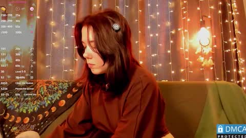 Snapshot of kelly_fooxx chatting on 03-27-26, 11:21 Kelly online show from 03-27-26, 11:21