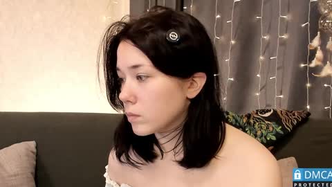 Snapshot of kelly_fooxx chatting on 04-12-26, 10:53 Kelly online show from 04-12-26, 10:53