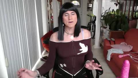 kellyanne Lynn but please call me fucktoy online show from 01-08-25, 05:48