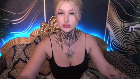 Kelly online show from 09-20-25, 12:06