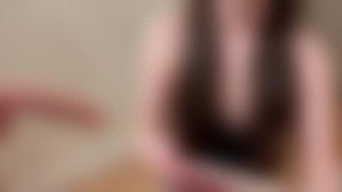 Snapshot of kellyberry__ chatting on 11-28-25, 06:43 Kelly online show from 11-28-25, 06:43