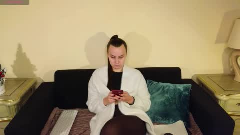 Im Kelly online show from 01-15-26, 01:05