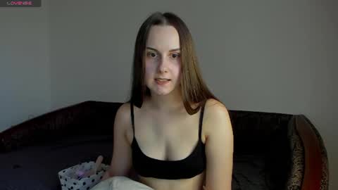 Snapshot of kellycartie chatting on 06-13-26, 04:16 Im Kelly online show from 06-13-26, 04:16
