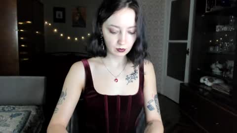 Snapshot of kellydark0111 chatting on 01-24-25, 09:26 Mistress online show from 01-24-25, 09:26